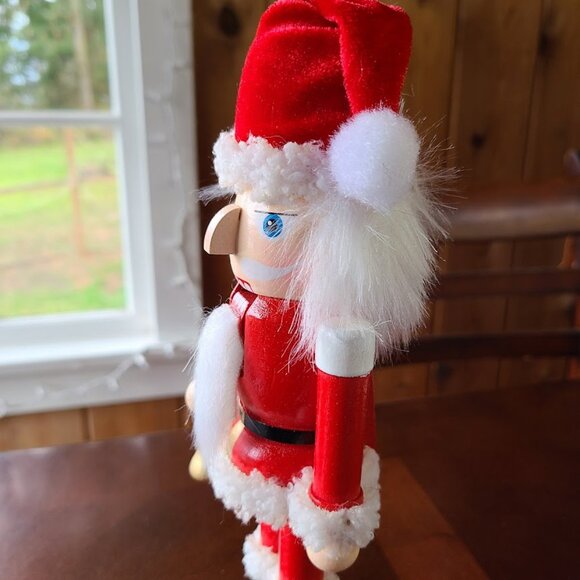 Christmas Nutcracker Soldier Wooden Statue Holiday Santa Decor Table Decoration - Picture 5 of 13